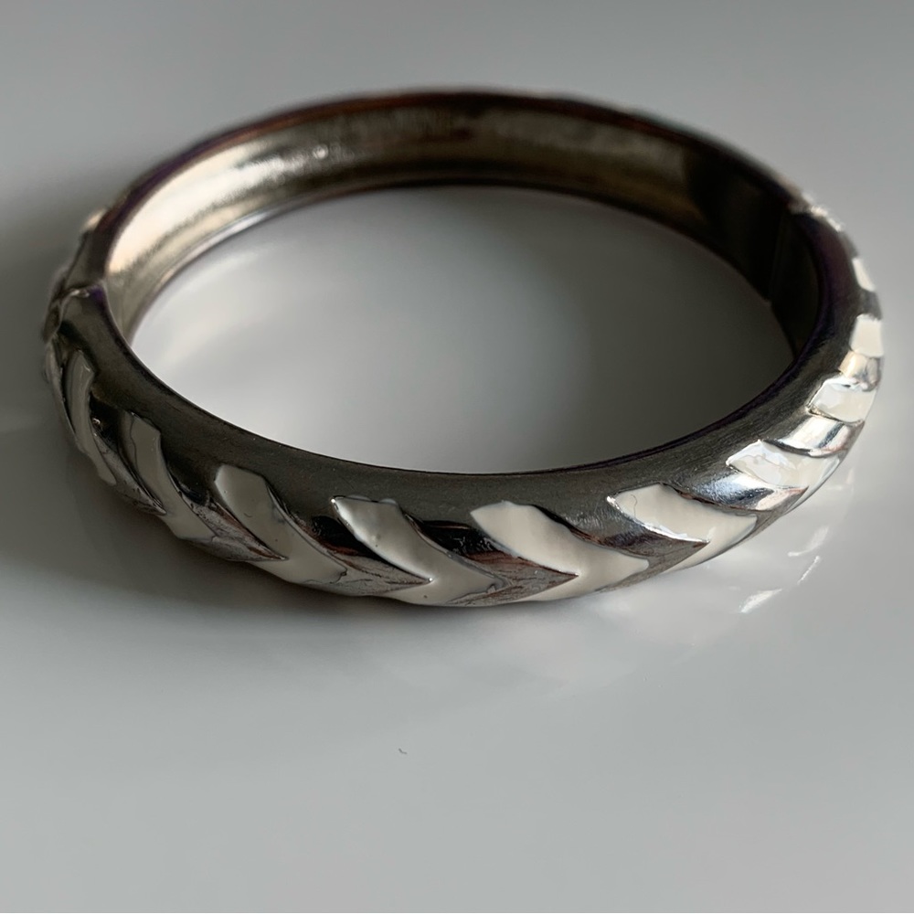 Tokyo Jane Silver & White Chevron Bangle Bracelet